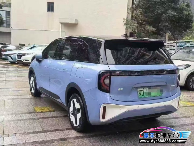 24年极狐考拉轿车抵押车出售