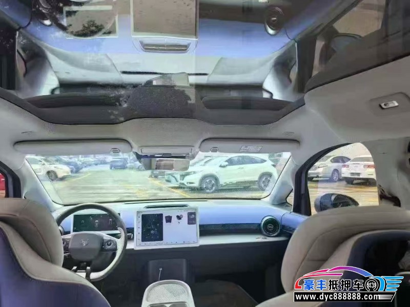 24年极狐考拉轿车抵押车出售