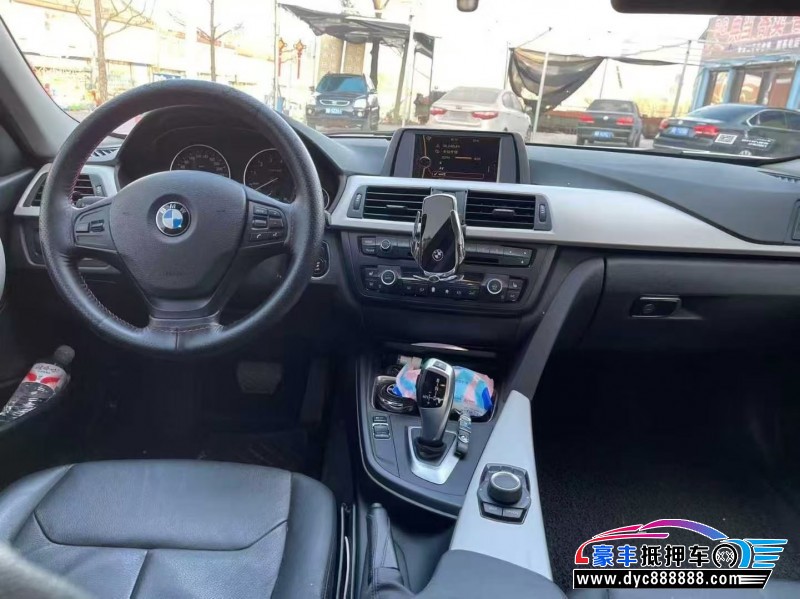 14年宝马3系轿车抵押车出售