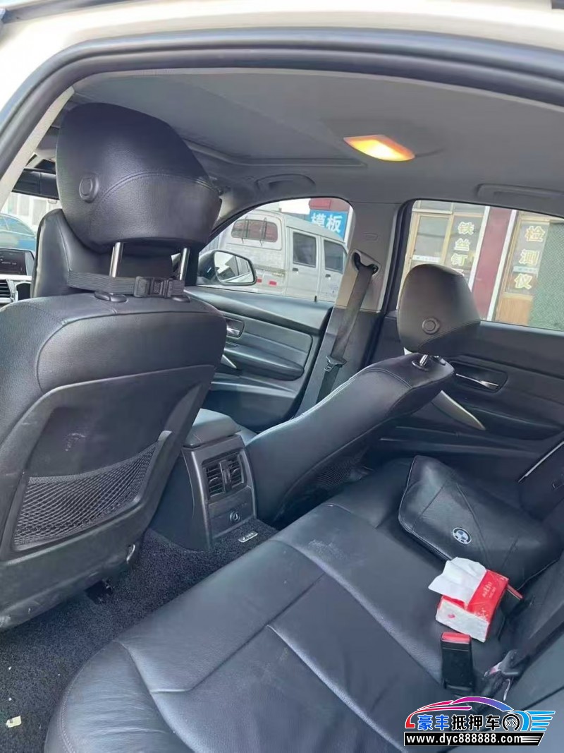 14年宝马3系轿车抵押车出售