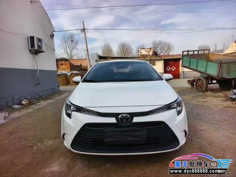 抵押车出售25年丰田雷凌轿车