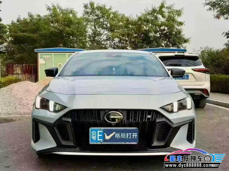 抵押车出售24年传祺影豹轿车