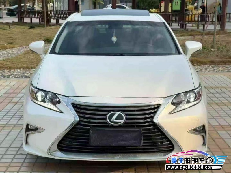 16年雷克萨斯ES轿车抵押车出售