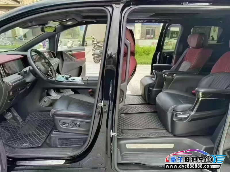 23年传祺M8轿车抵押车出售