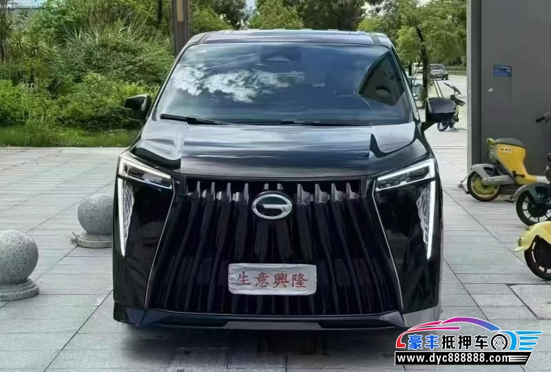 抵押车出售23年传祺M8轿车