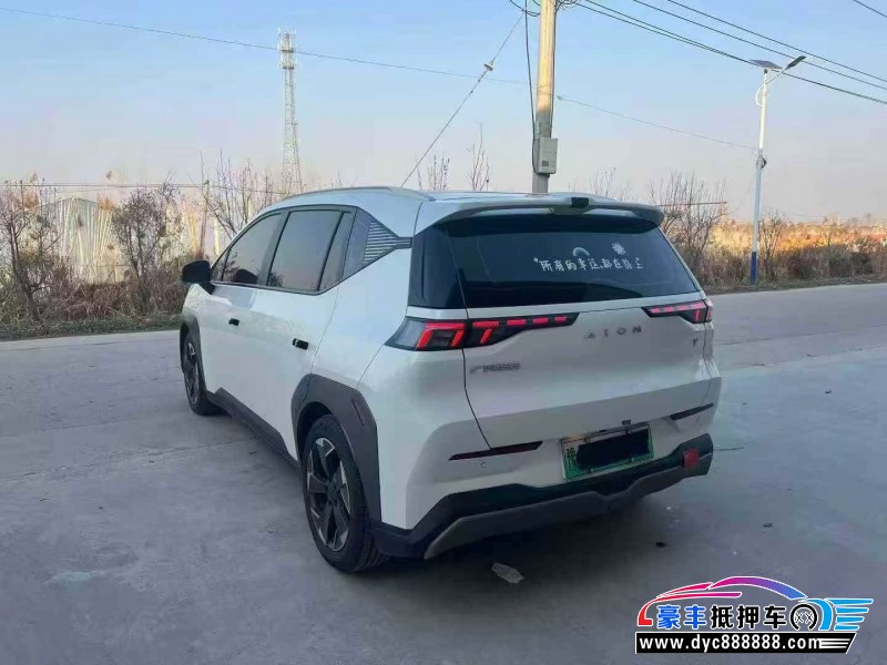 22年埃安Y70轿车抵押车出售