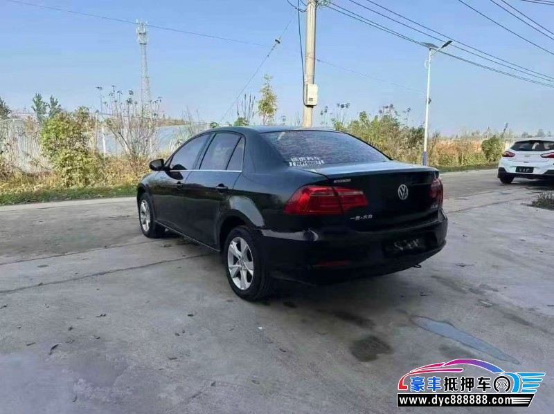 14年大众宝来轿车抵押车出售