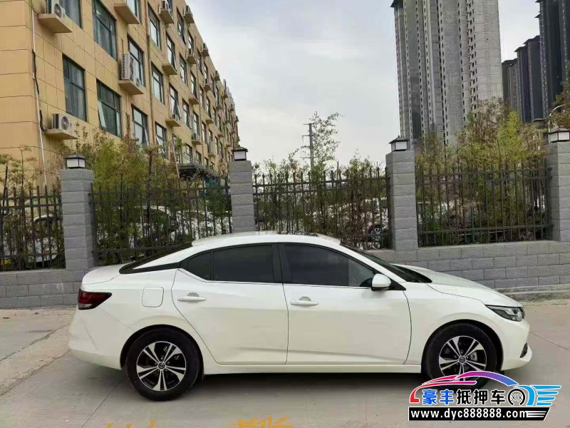 22年日产轩逸轿车抵押车出售