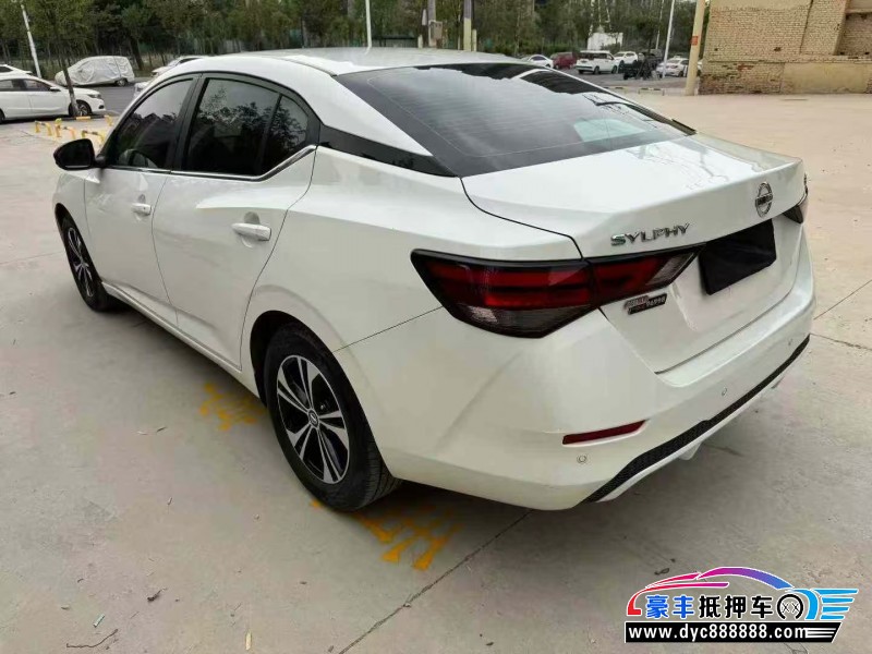 22年日产轩逸轿车抵押车出售