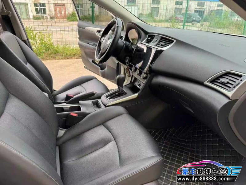 22年日产轩逸轿车抵押车出售