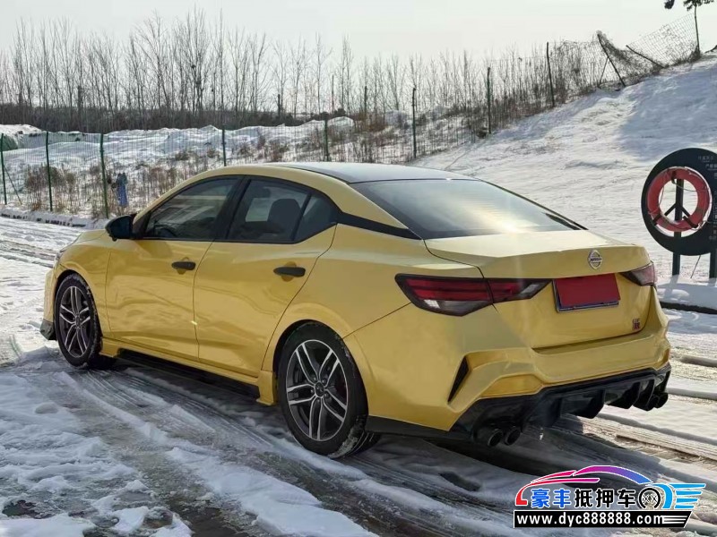 20年日产轩逸轿车抵押车出售