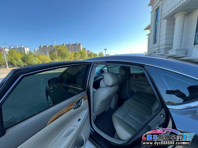 15年日产轩逸轿车抵押车出售