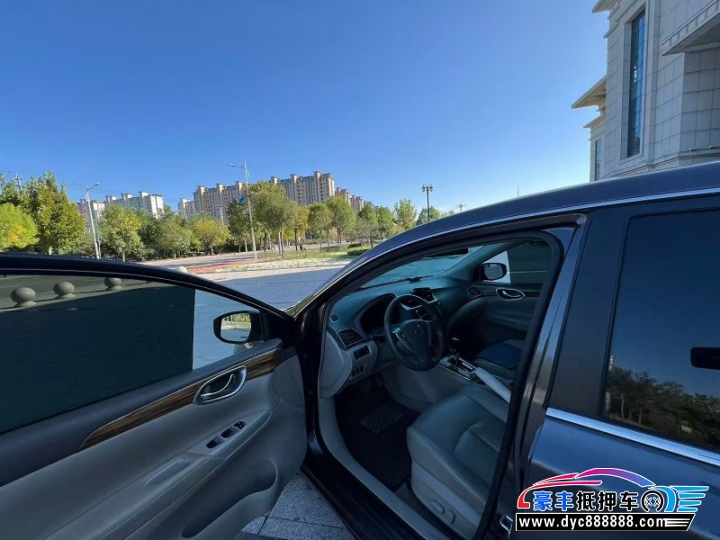 15年日产轩逸轿车抵押车出售