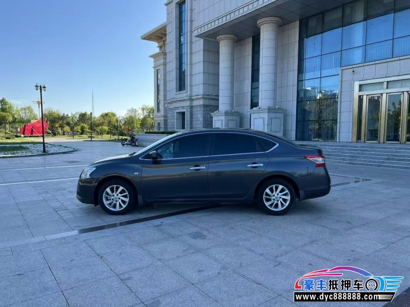 15年日产轩逸轿车抵押车出售