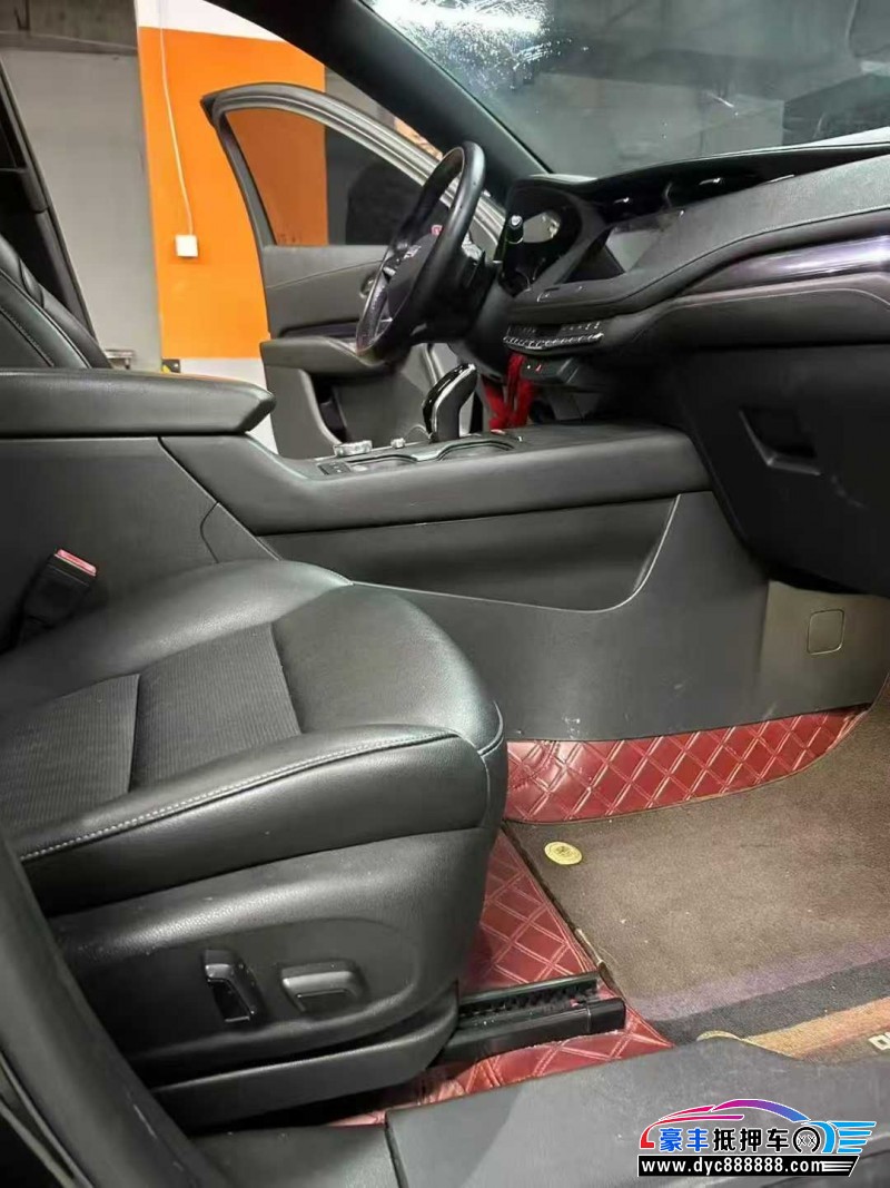 23年凯迪拉克XT4轿车抵押车出售