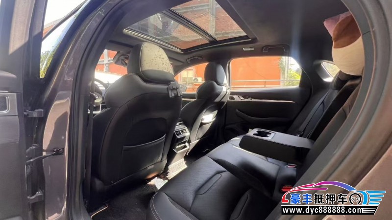 24年吉利星瑞轿车抵押车出售