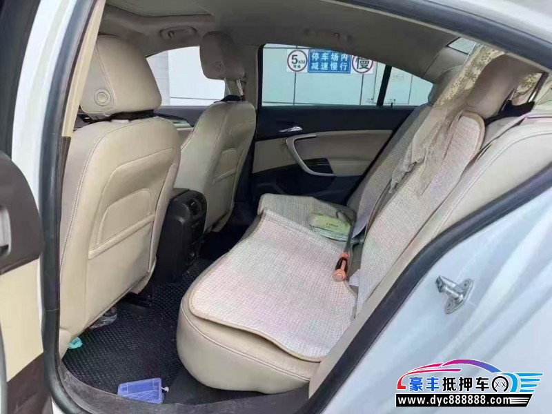 16年别克君威轿车抵押车出售