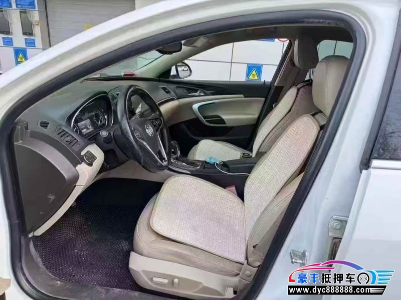 16年别克君威轿车抵押车出售