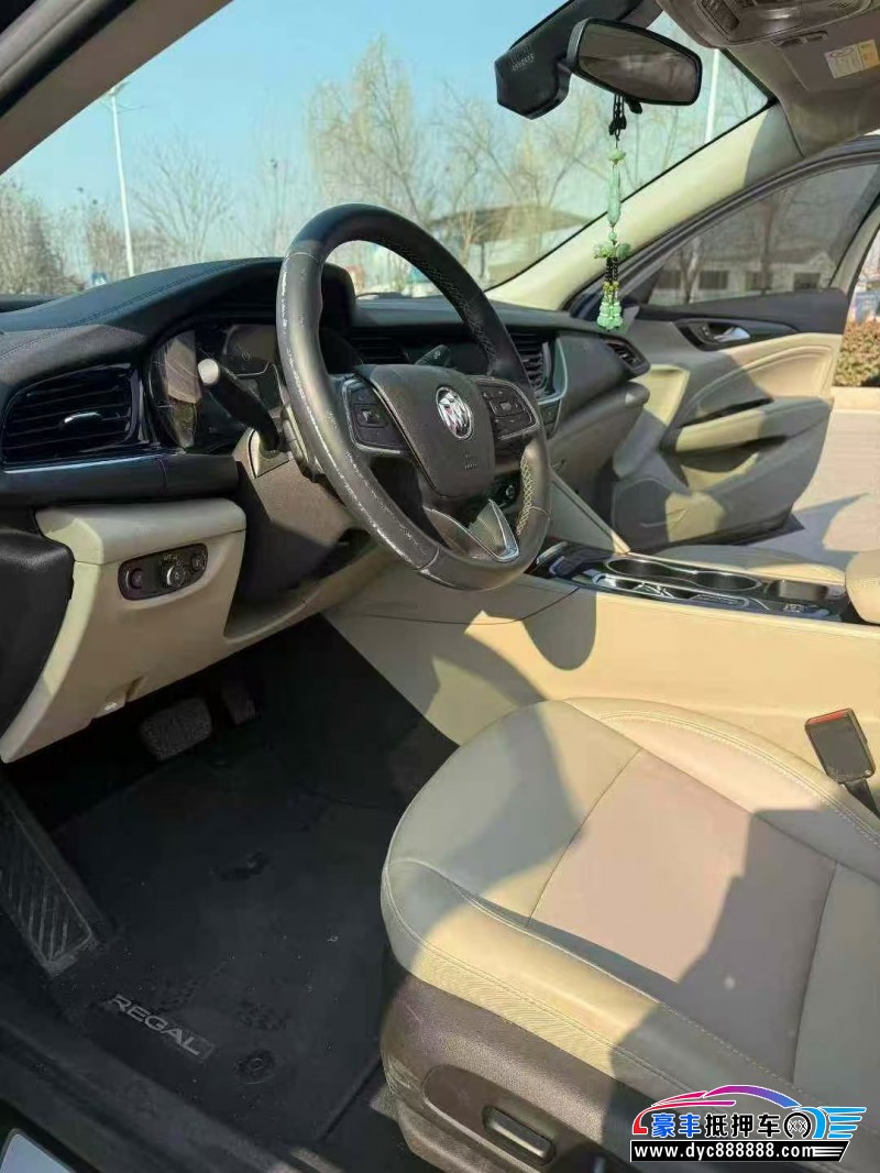 21年别克君威轿车抵押车出售