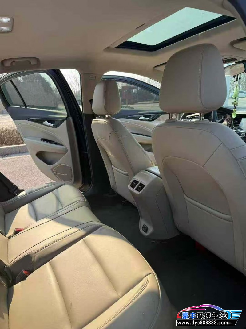 21年别克君威轿车抵押车出售