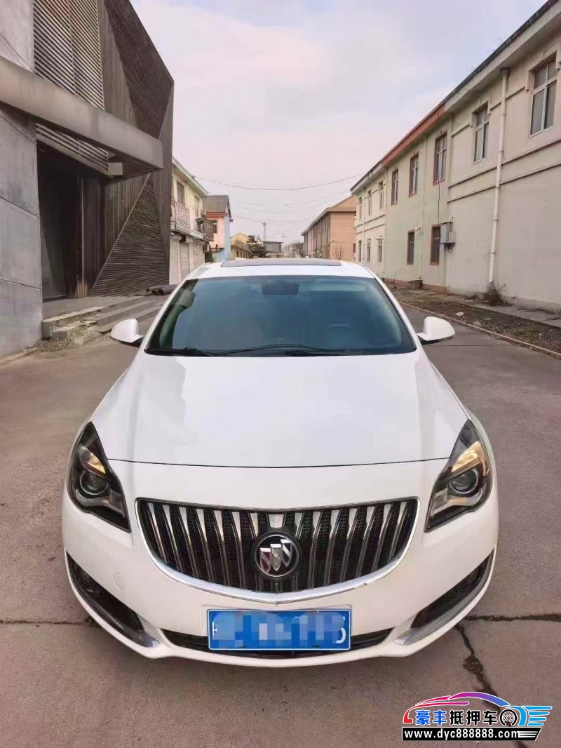 抵押车出售17年别克君威轿车