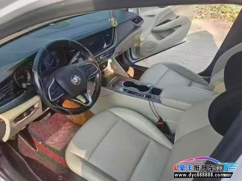 21年别克君威轿车抵押车出售