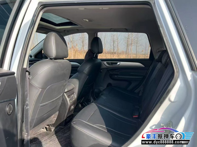 21年长城M6轿车抵押车出售