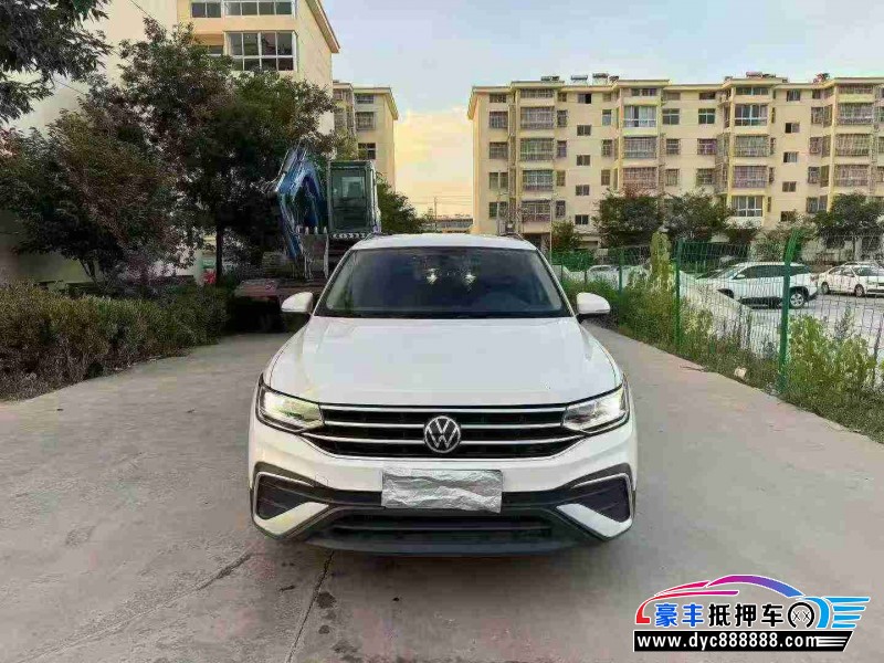 抵押车出售22年大众途观L轿车