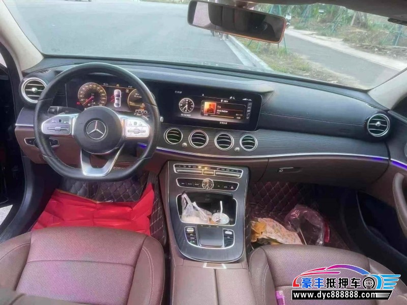 19年奔驰E轿车抵押车出售