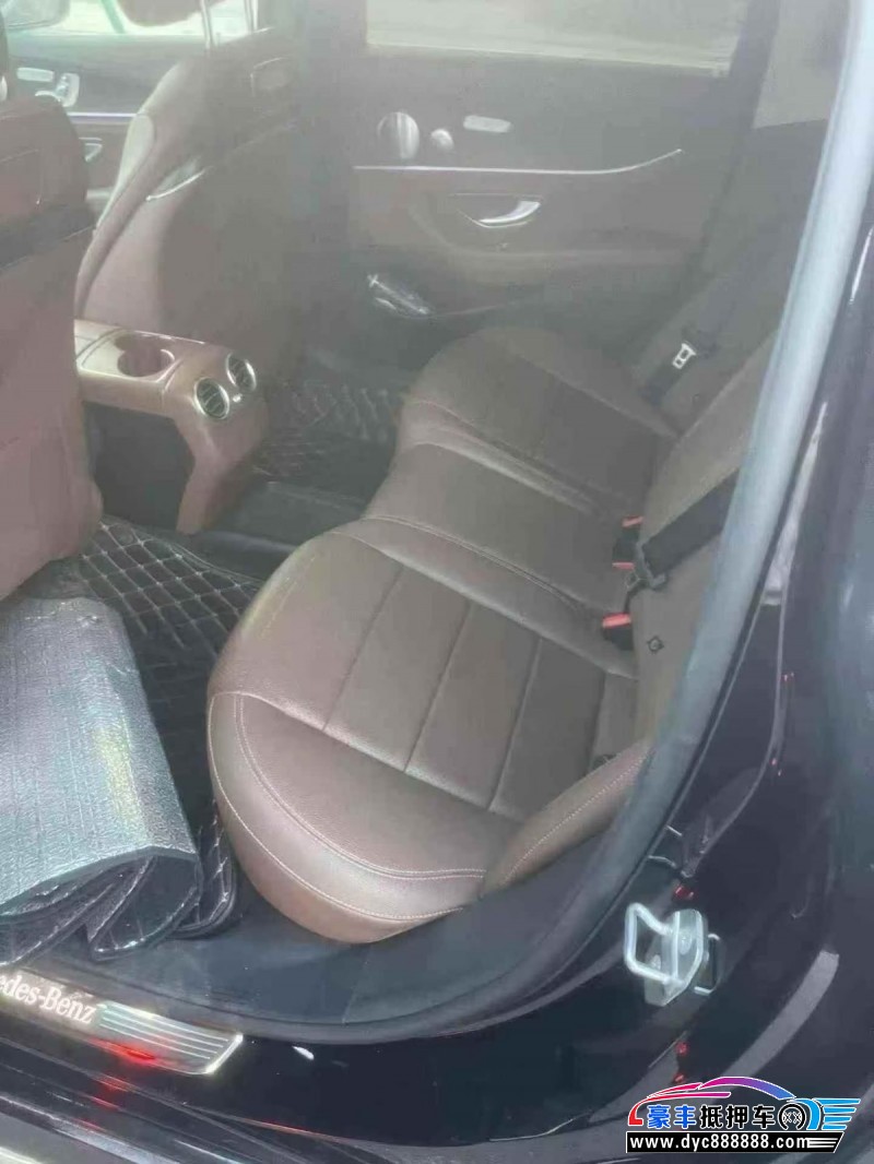 19年奔驰E轿车抵押车出售