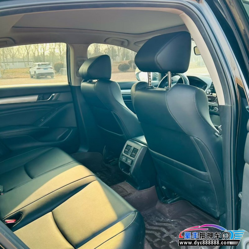 21年本田雅阁轿车抵押车出售