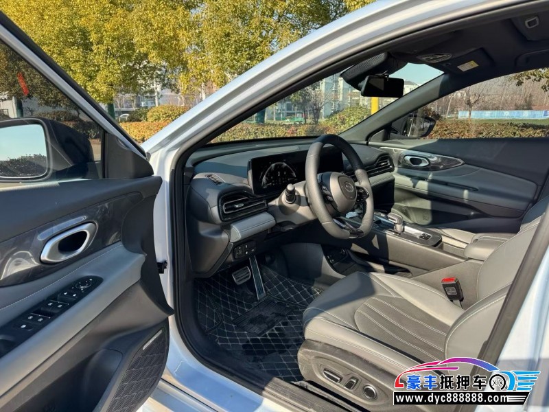 24年传祺影豹轿车抵押车出售