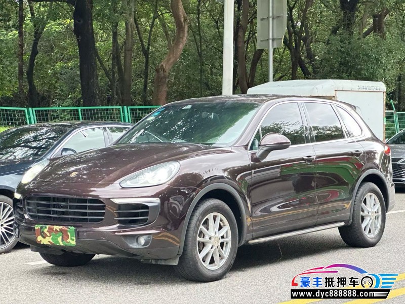 17年保时捷卡宴轿车抵押车出售