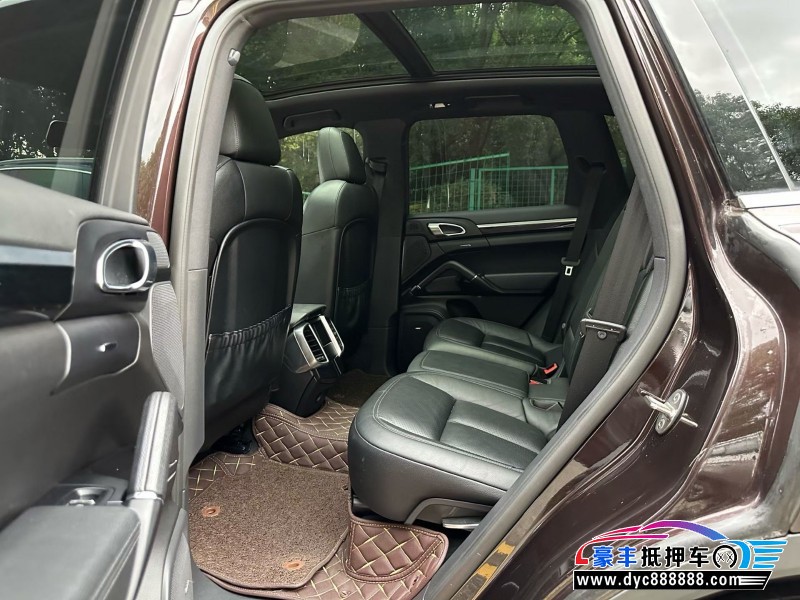 17年保时捷卡宴轿车抵押车出售