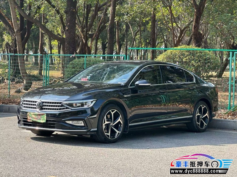 24年大众迈腾轿车抵押车出售