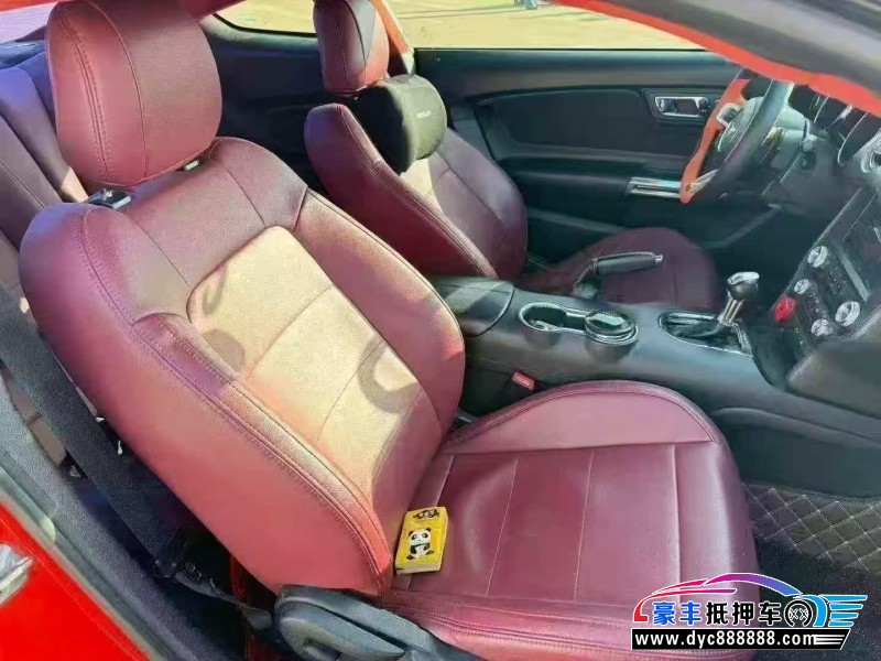 16年福特野马轿车抵押车出售