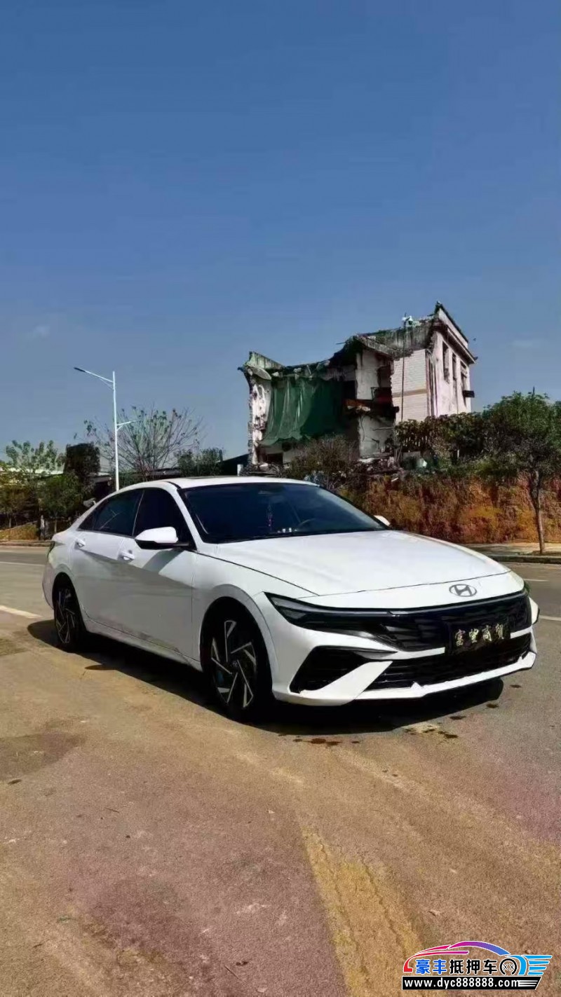 25年现代伊兰特轿车抵押车出售