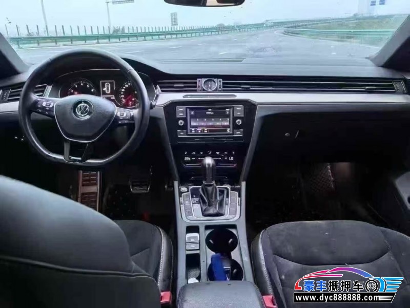 20年大众CC轿车抵押车出售