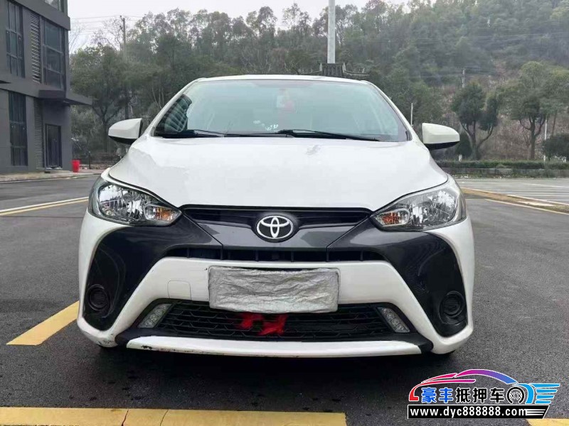 抵押车出售18年丰田威驰轿车