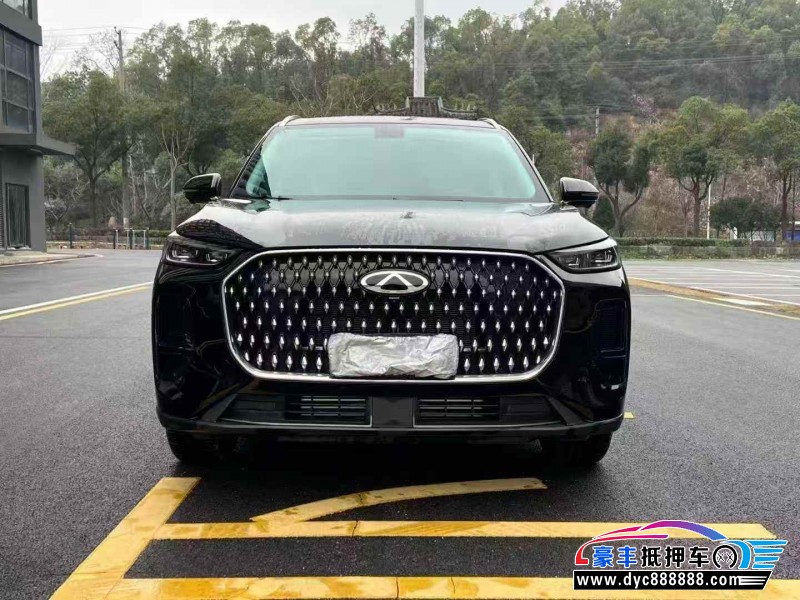 抵押车出售25年奇瑞瑞虎8轿车