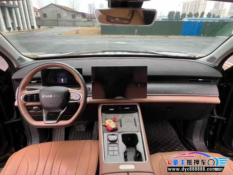 25年奇瑞瑞虎8轿车抵押车出售