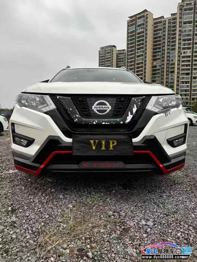 抵押车出售19年日产奇骏轿车