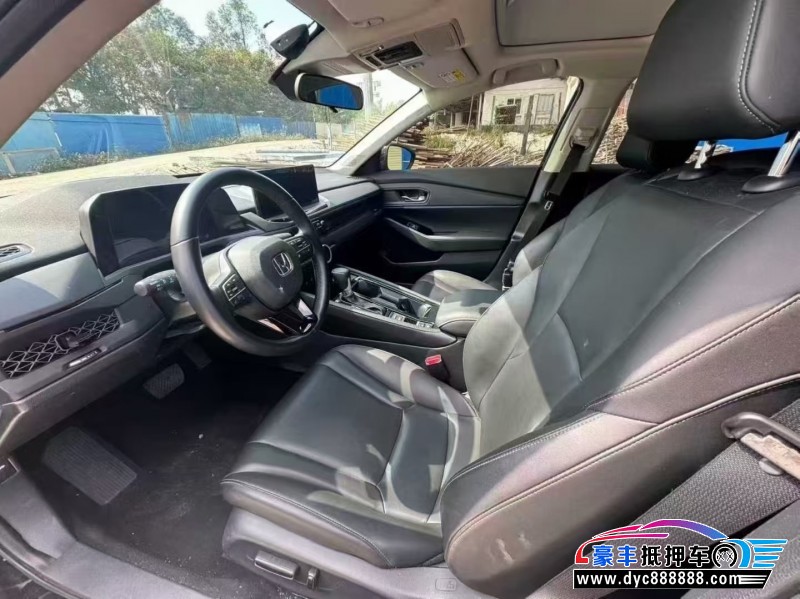 24年本田雅阁轿车抵押车出售