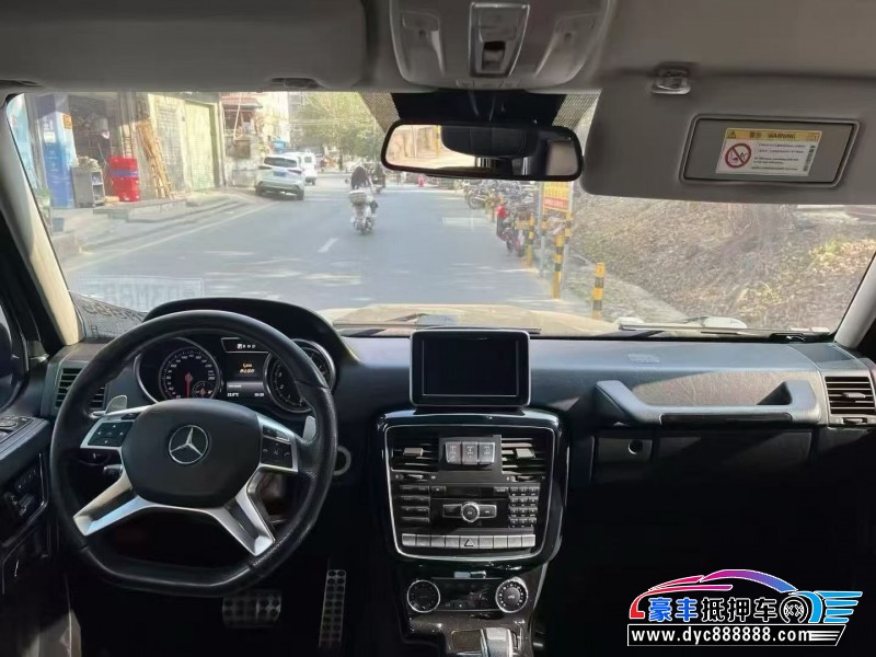 17年奔驰G轿车抵押车出售
