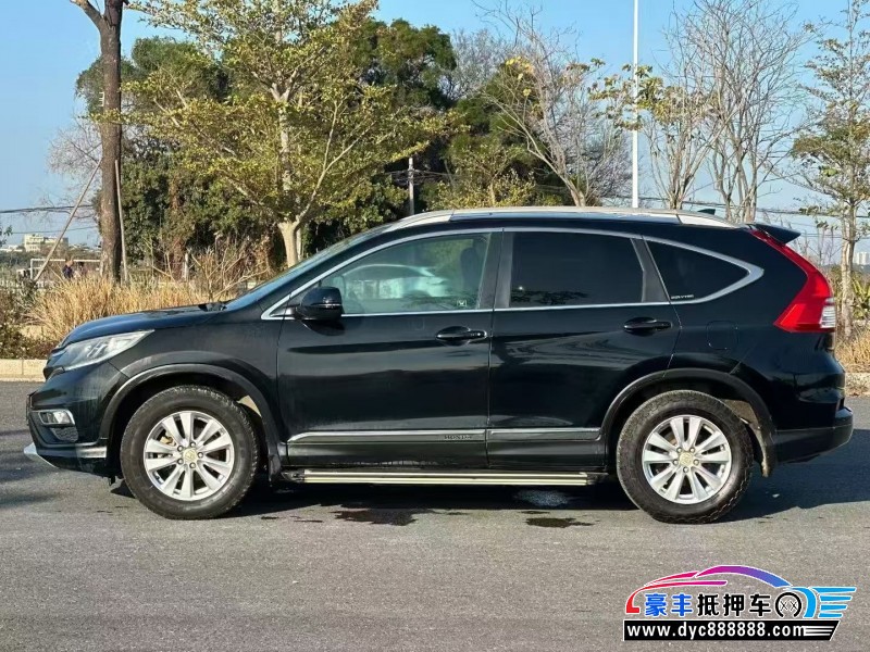 16年本田CR-V轿车抵押车出售