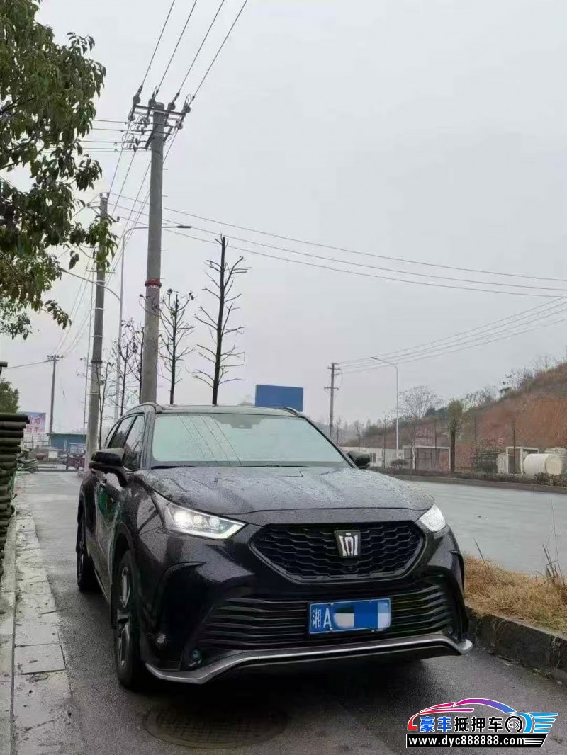 24年丰田皇冠陆放轿车抵押车出售