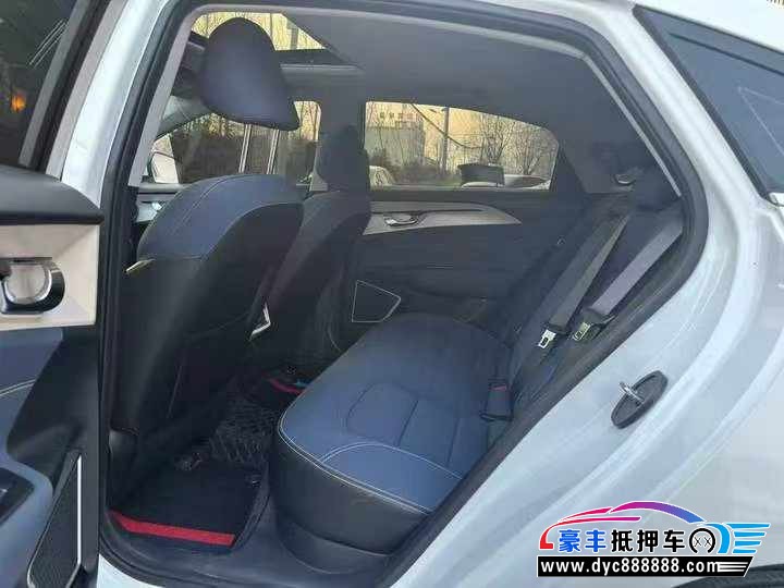 23年吉利几何轿车抵押车出售