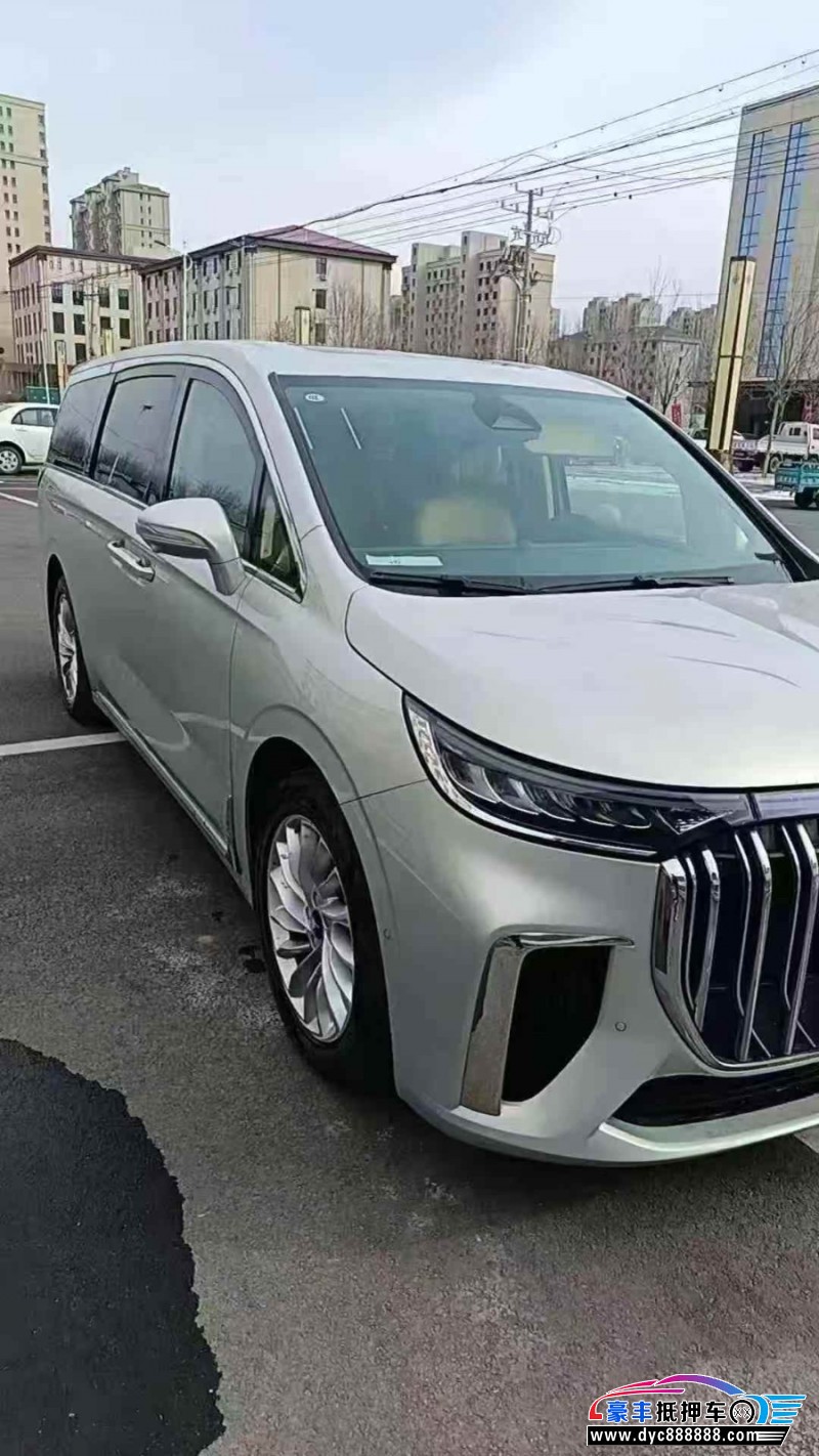 25年岚图梦想家轿车抵押车出售