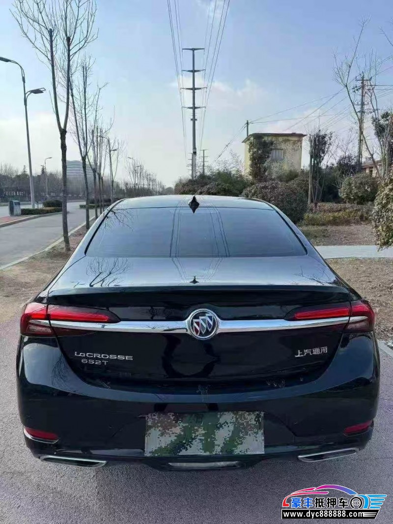 22年别克君越轿车抵押车出售