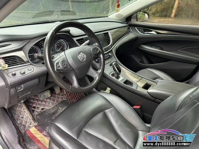 19年别克君越轿车抵押车出售